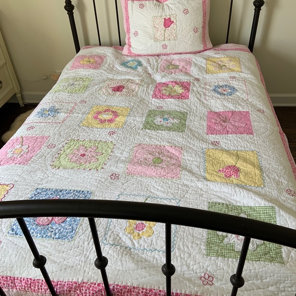 Pottery Barn Kids Bedding Pottery Barn Kids Jennifer Twin Quilt And